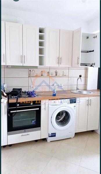 Baba Novac apartament 2 camere de vanzare